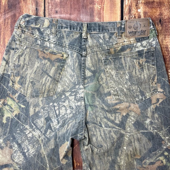 Vintage 90s men’s Camo denim Wrangler Pants 36x32 - Picture 5 of 10